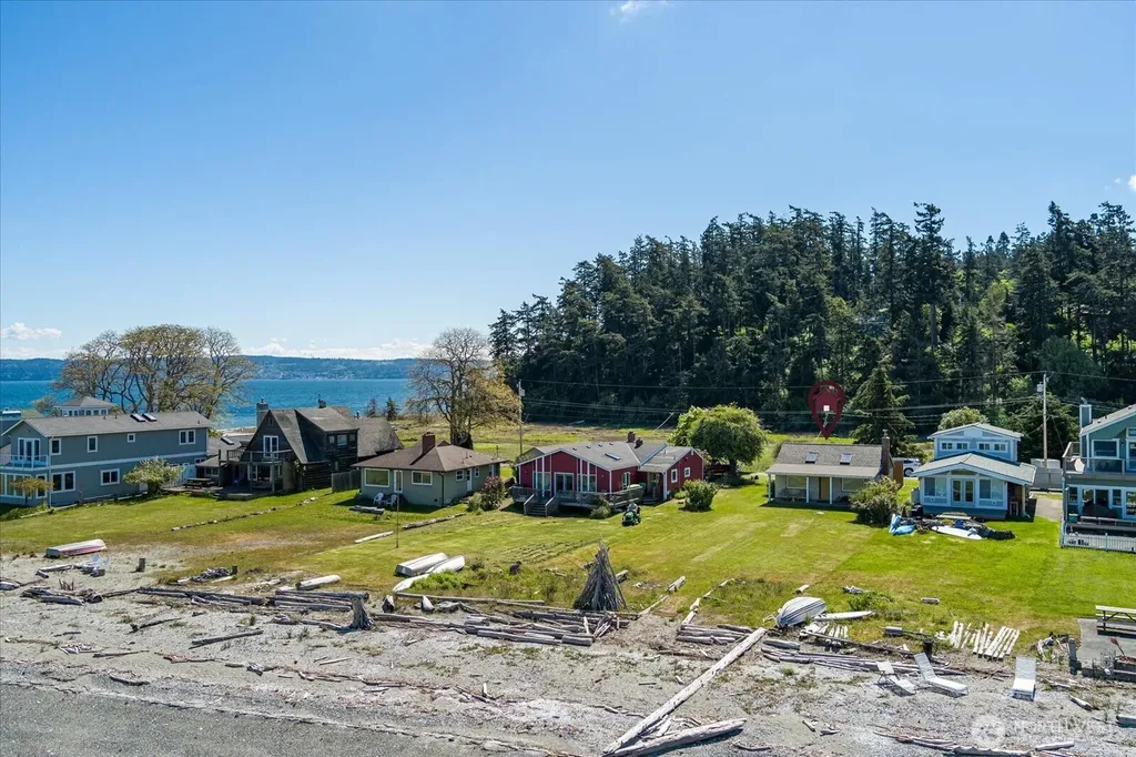 301 Snakelum Point Road Coupeville WA 98239