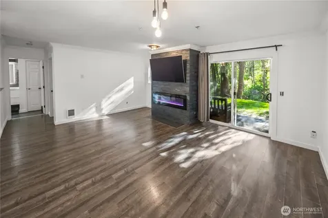 33020 10th Avenue SW Federal Way WA 98023