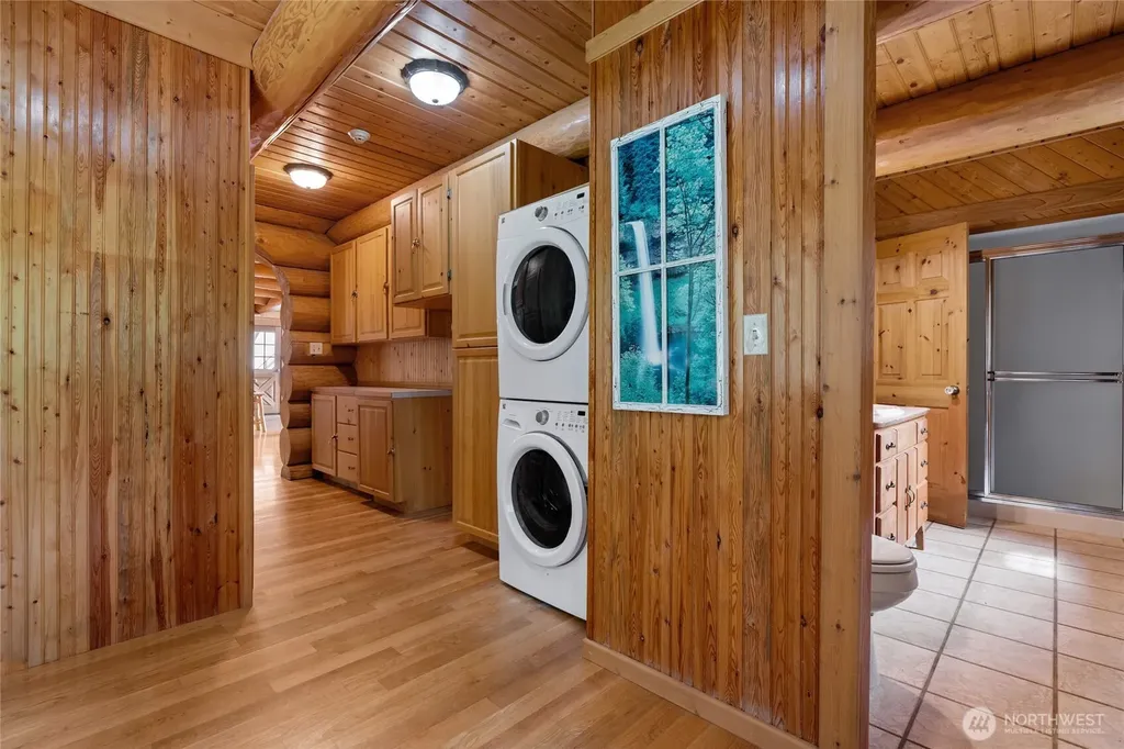 42323 22nd Avenue E Eatonville WA 98328