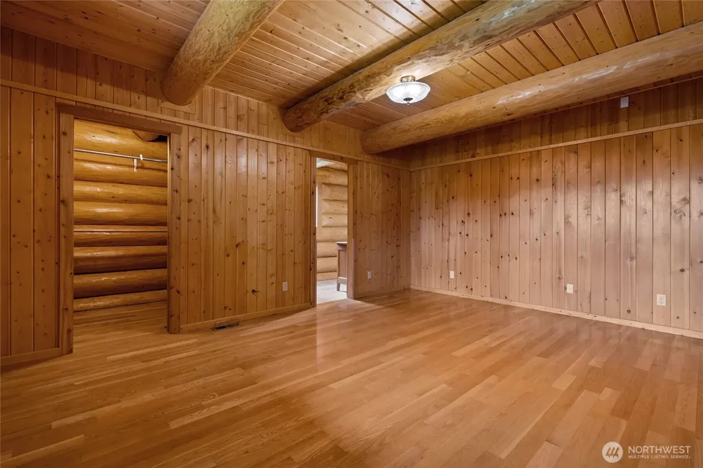 42323 22nd Avenue E Eatonville WA 98328