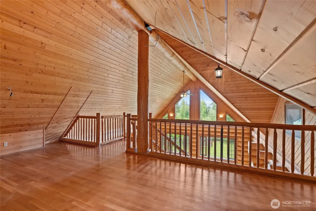 42323 22nd Avenue E Eatonville WA 98328