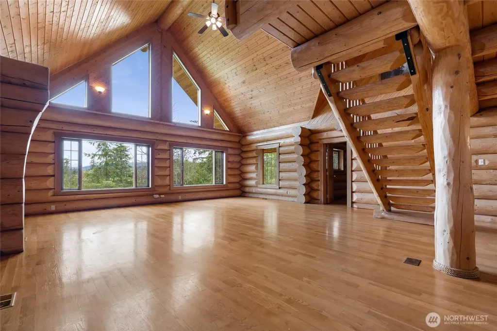42323 22nd Avenue E Eatonville WA 98328