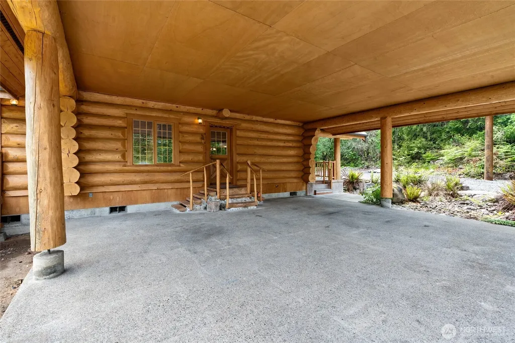 42323 22nd Avenue E Eatonville WA 98328