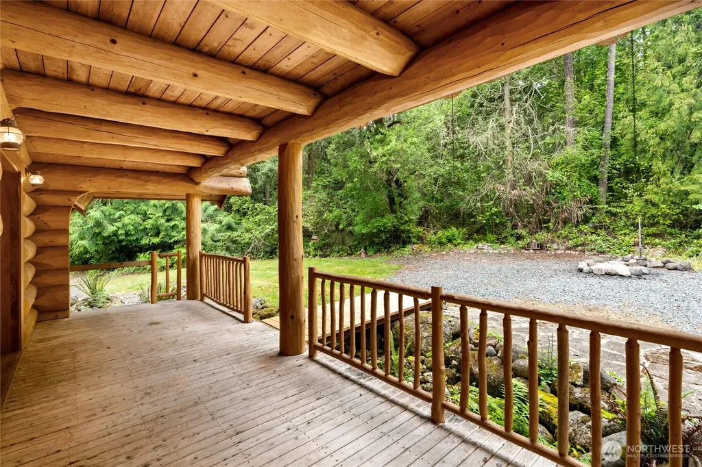 42323 22nd Avenue E Eatonville WA 98328
