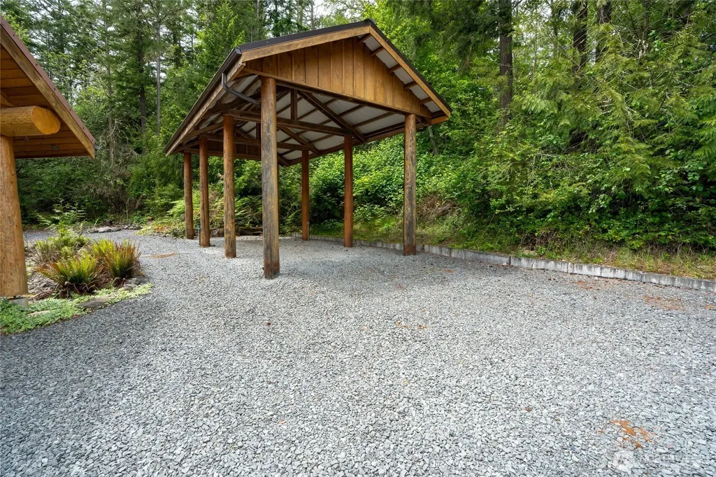 42323 22nd Avenue E Eatonville WA 98328