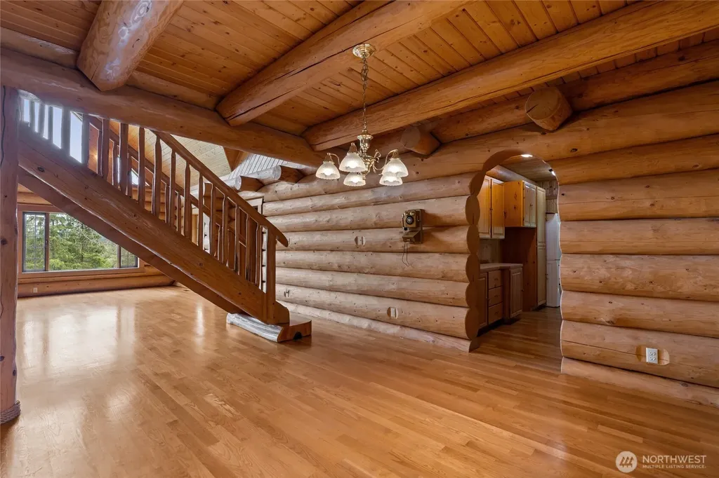 42323 22nd Avenue E Eatonville WA 98328