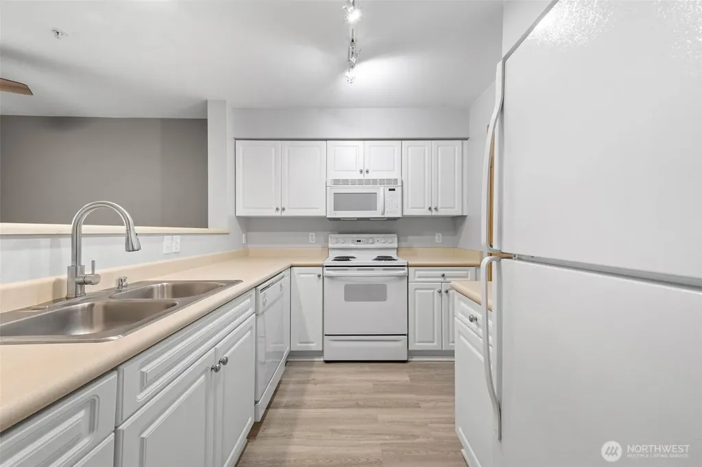 15150 140th Way SE Renton WA 98058
