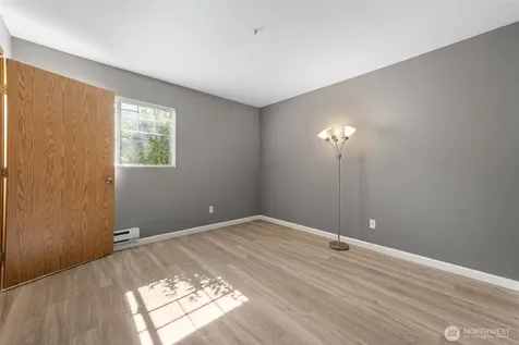 15150 140th Way SE Renton WA 98058