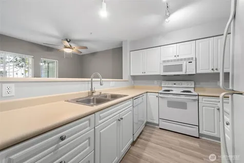 15150 140th Way SE Renton WA 98058