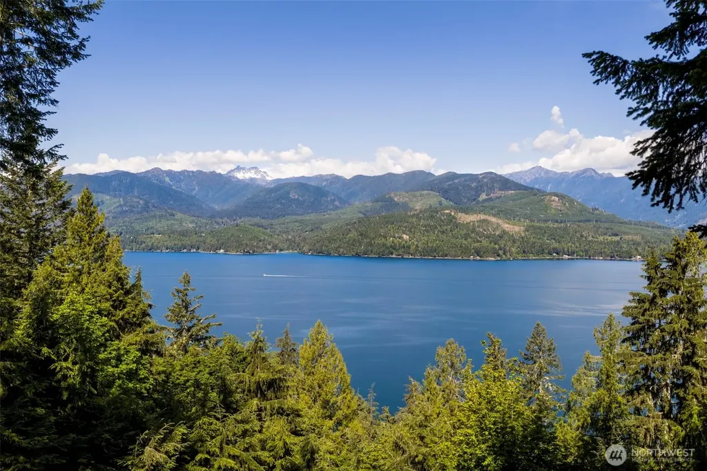 19736 NW Stavis Bay Road Seabeck WA 98380