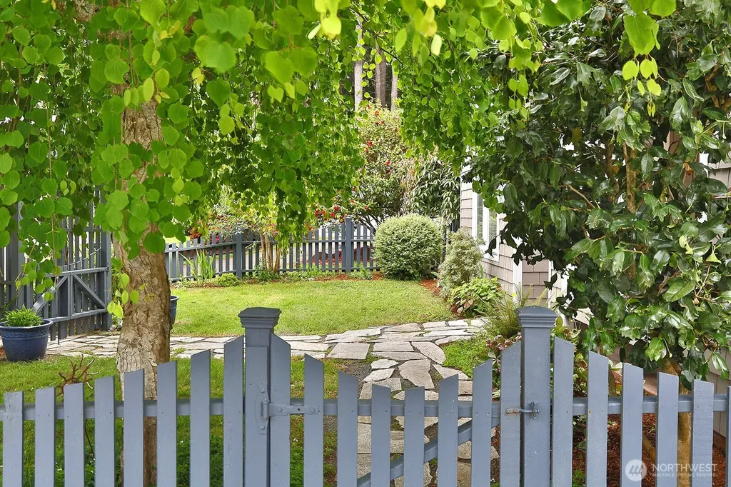 301 Noblecliff Place Langley WA 98260