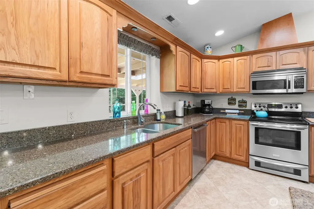 101 N Fairway Drive E Hoodsport WA 98548