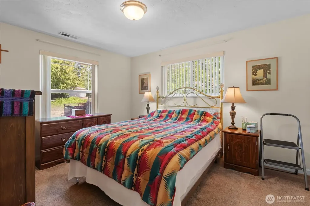 101 N Fairway Drive E Hoodsport WA 98548