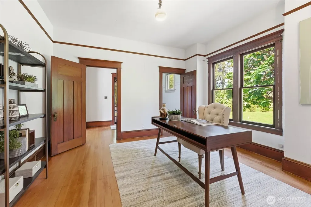 20015 NE 50th Street Redmond WA 98053
