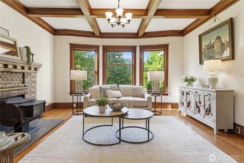 20015 NE 50th Street Redmond WA 98053