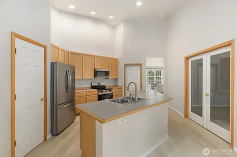 2727 151st Place SW Lynnwood WA 98087