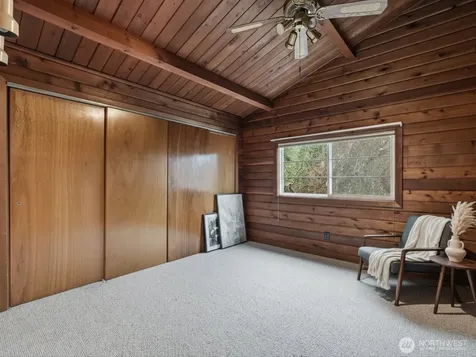 10271 148th Avenue SE Renton WA 98059