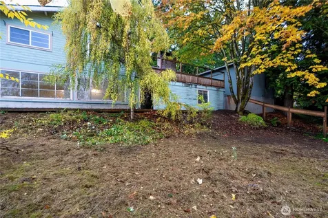 10271 148th Avenue SE Renton WA 98059