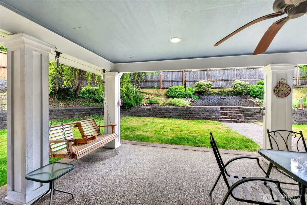 12623 123rd Avenue E Puyallup WA 98374