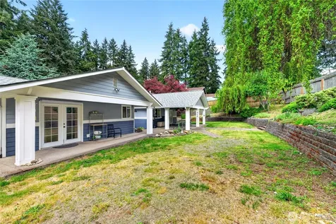 12623 123rd Avenue E Puyallup WA 98374