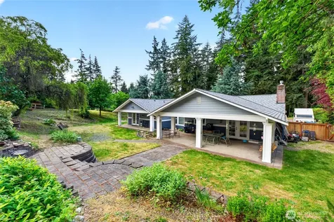 12623 123rd Avenue E Puyallup WA 98374