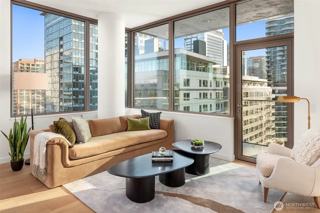10232 NE 10th Street Bellevue WA 98004
