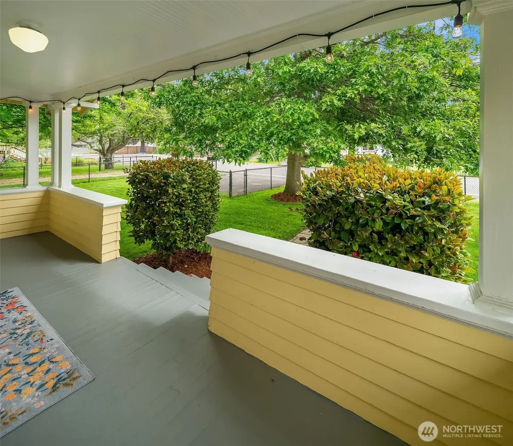 13039 56th Avenue Tukwila WA 98178