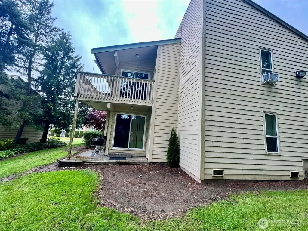 23625 112th Avenue SE Kent WA 98031