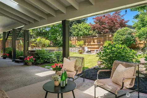 524 7th Avenue Kirkland WA 98033