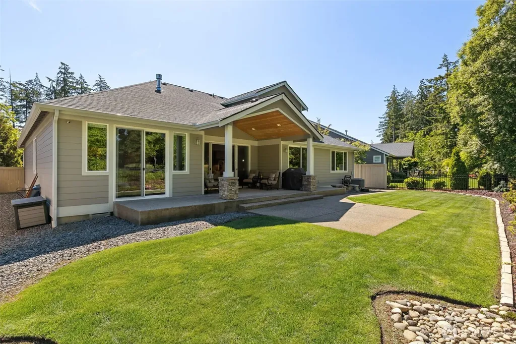 4309 Bogey Drive NE Lacey WA 98516