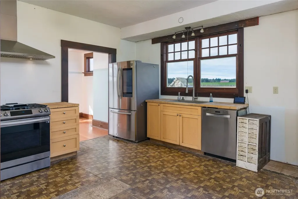 5625 Fisherman Bay Lopez Island WA 98261