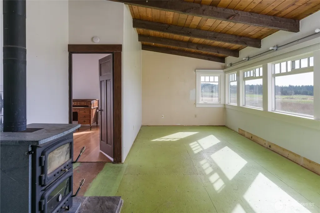 5625 Fisherman Bay Lopez Island WA 98261