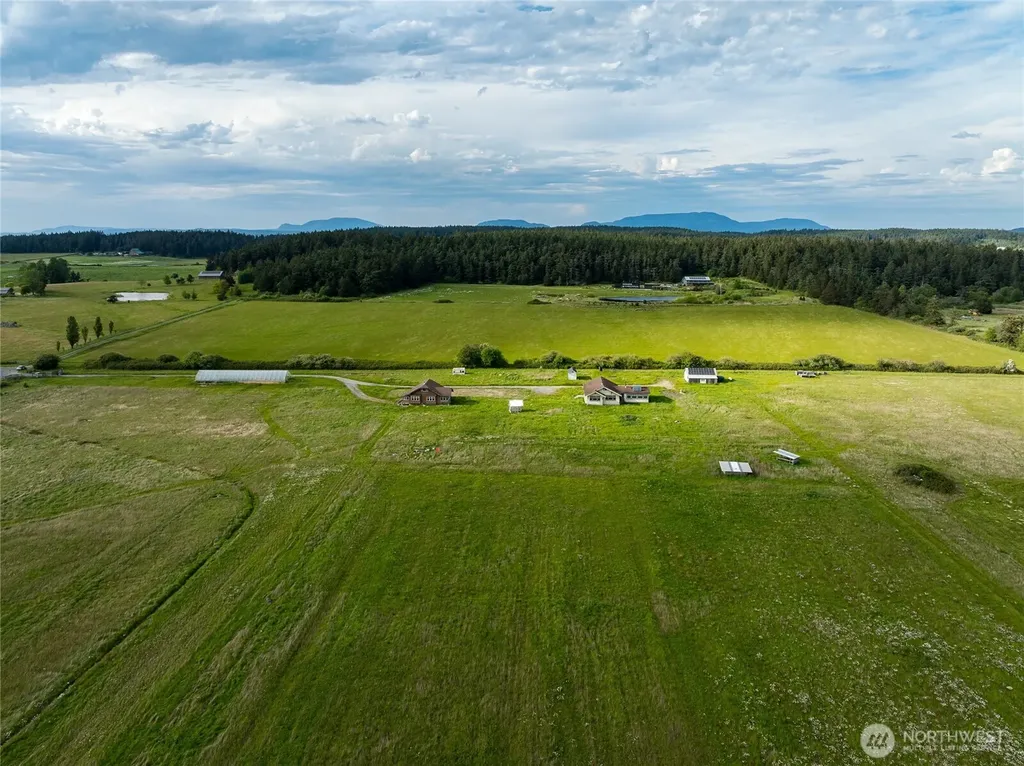 5625 Fisherman Bay Lopez Island WA 98261
