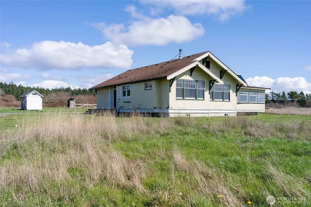 5625 Fisherman Bay Lopez Island WA 98261