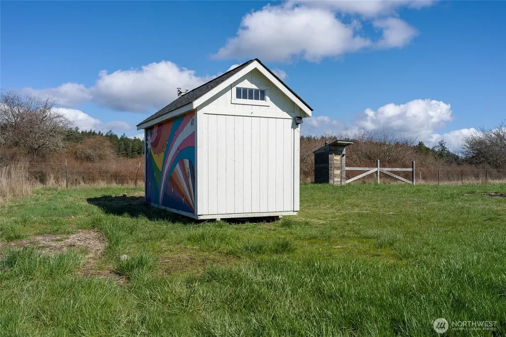 5625 Fisherman Bay Lopez Island WA 98261