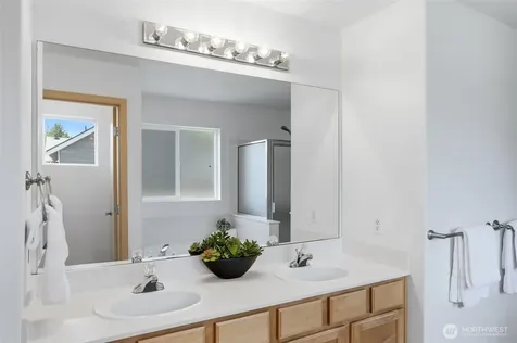 9931 223rd Avenue NE Redmond WA 98053