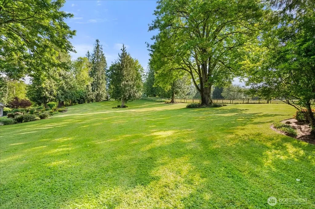 5509 234th Avenue E Buckley WA 98321