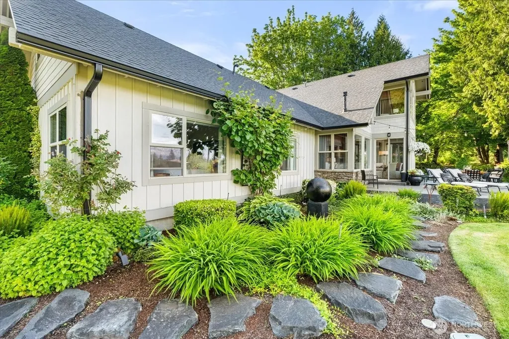 5509 234th Avenue E Buckley WA 98321