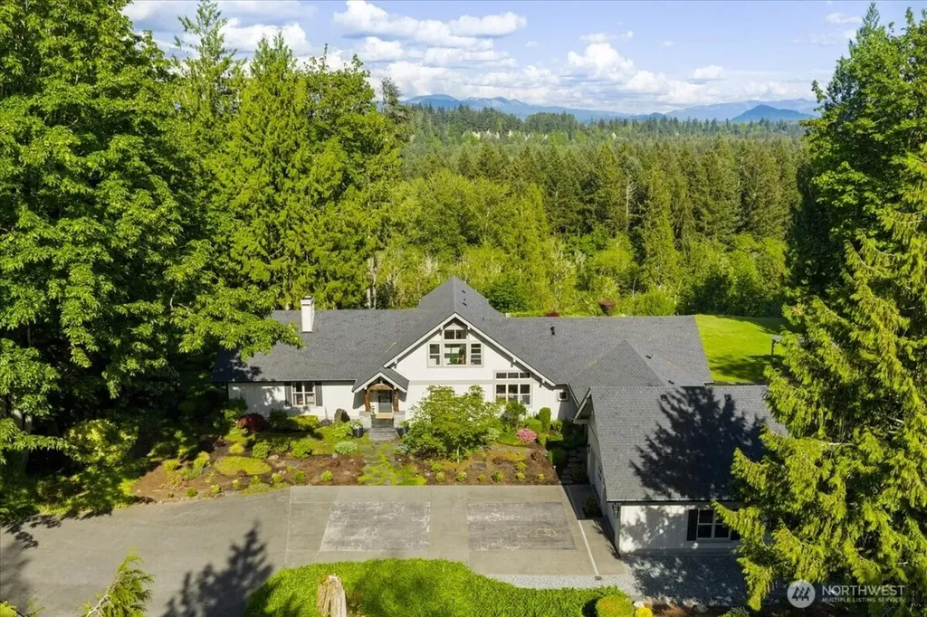 5509 234th Avenue E Buckley WA 98321