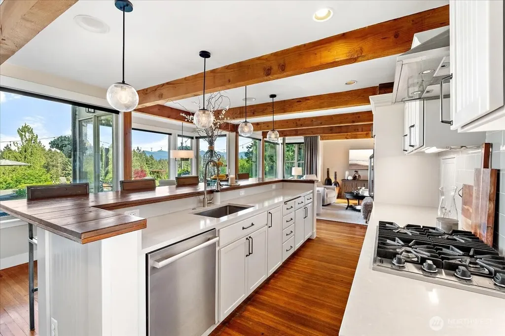 5509 234th Avenue E Buckley WA 98321