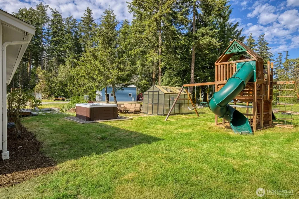 9272 Flagler Road Nordland WA 98358