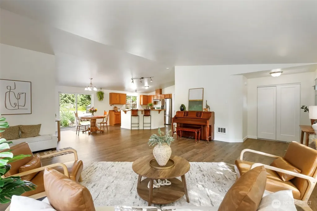 9272 Flagler Road Nordland WA 98358