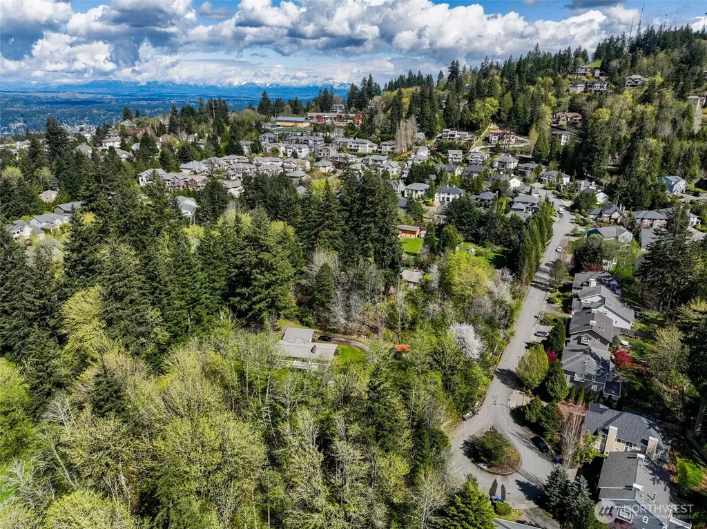 6302 164th Avenue SE Bellevue WA 98060