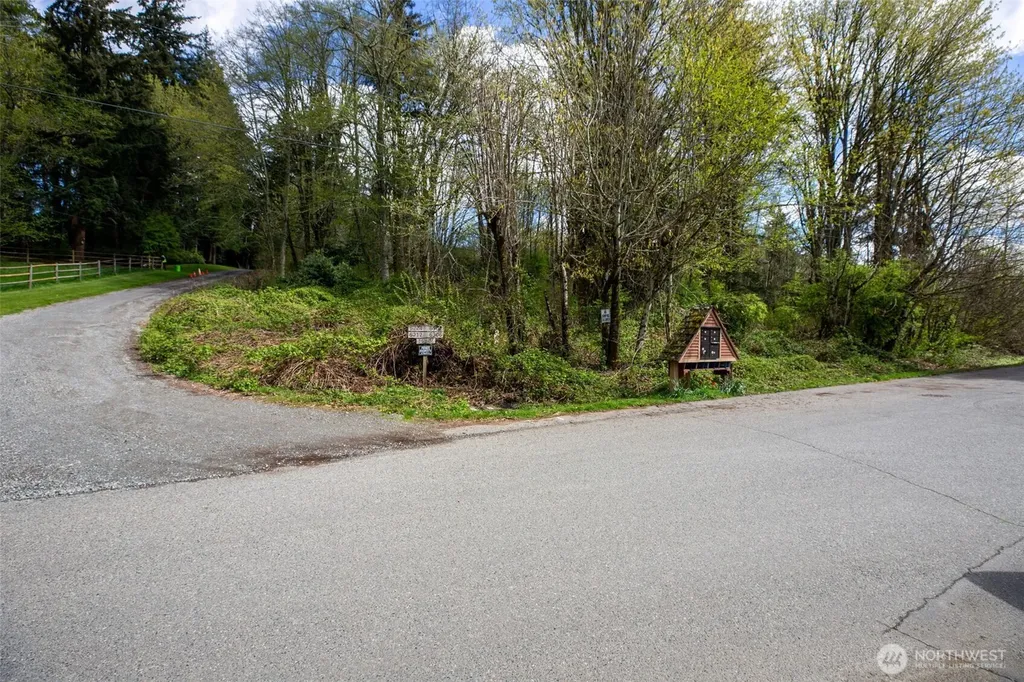 6302 164th Avenue SE Bellevue WA 98060