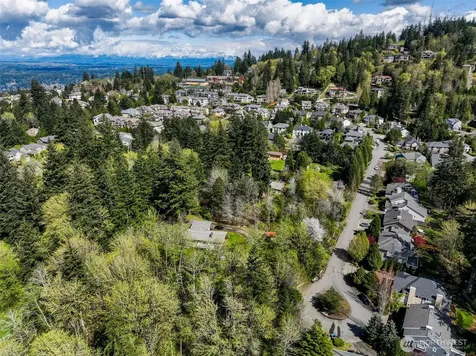 6302 164th Avenue SE Bellevue WA 98060