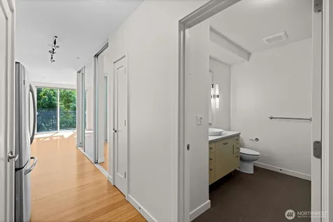 3104 Western Avenue Seattle WA 98121