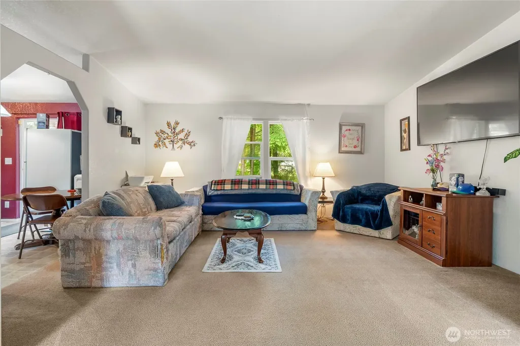 22221 S Forest Loop Road Granite Falls WA 98252