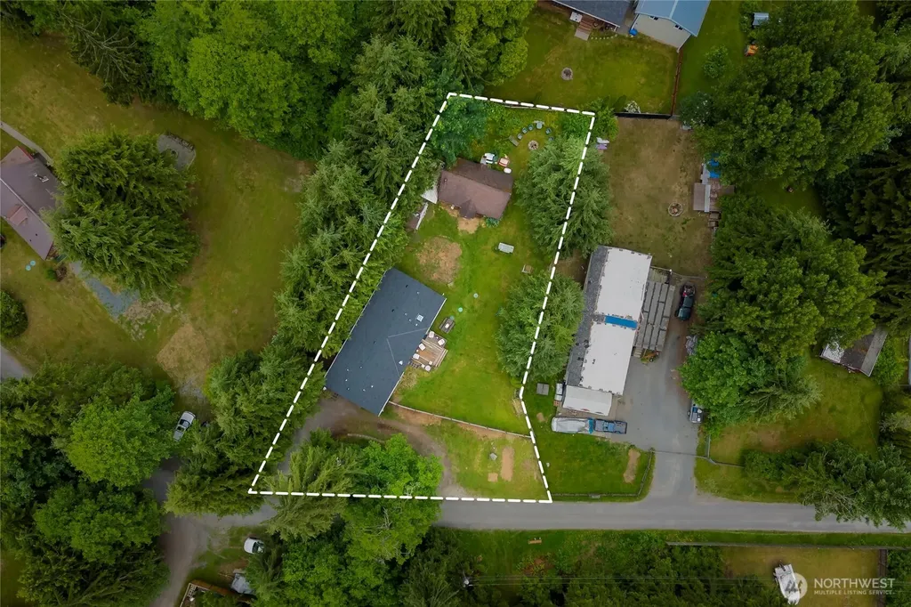 22221 S Forest Loop Road Granite Falls WA 98252