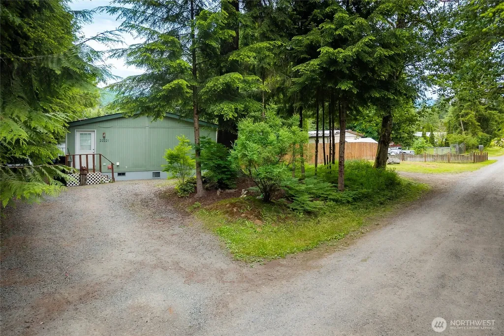 22221 S Forest Loop Road Granite Falls WA 98252