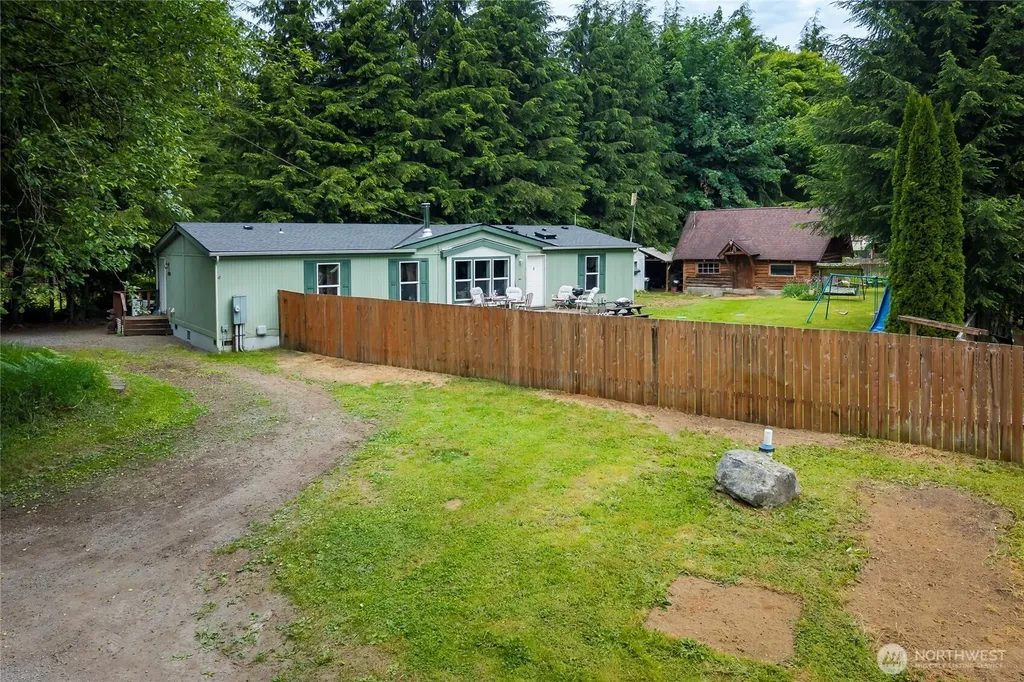 22221 S Forest Loop Road Granite Falls WA 98252